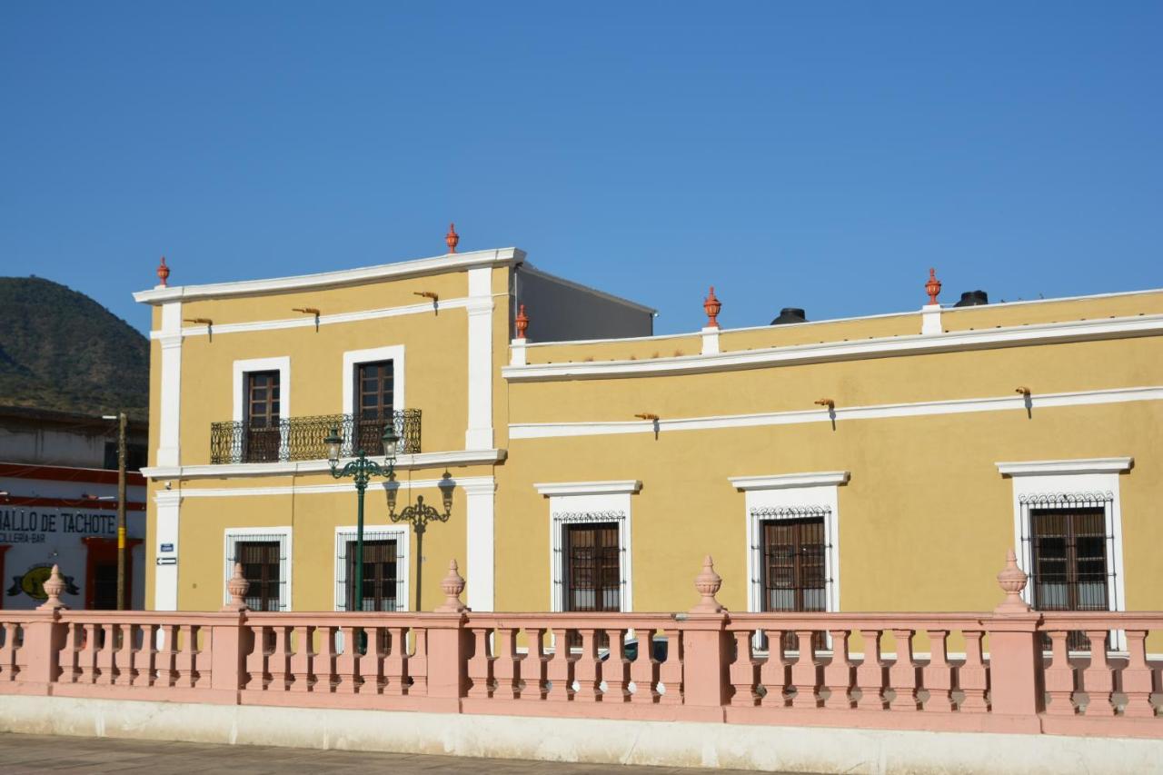 Casa Angeles Mascota Hotell Eksteriør bilde